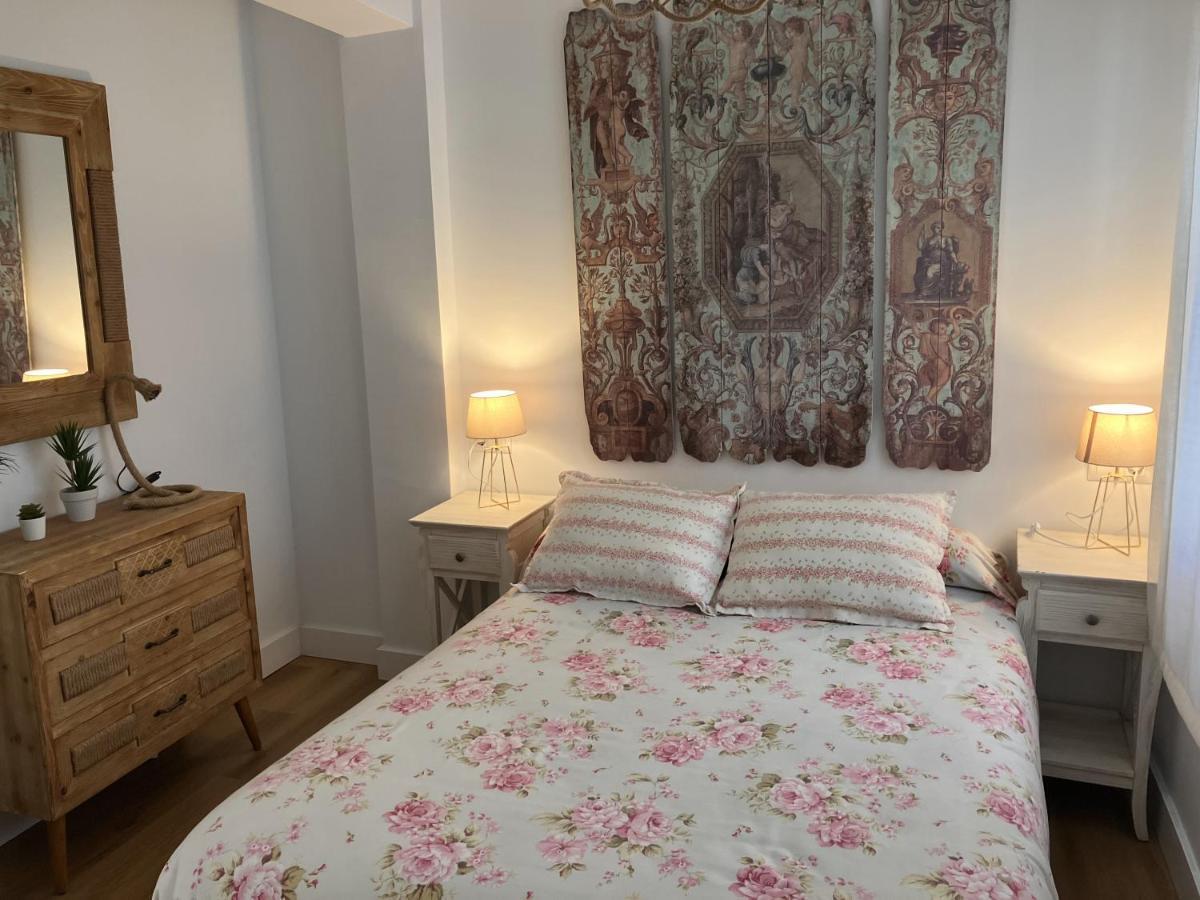 Moderno Apartamento En Casco Historico Sevilla Eksteriør billede