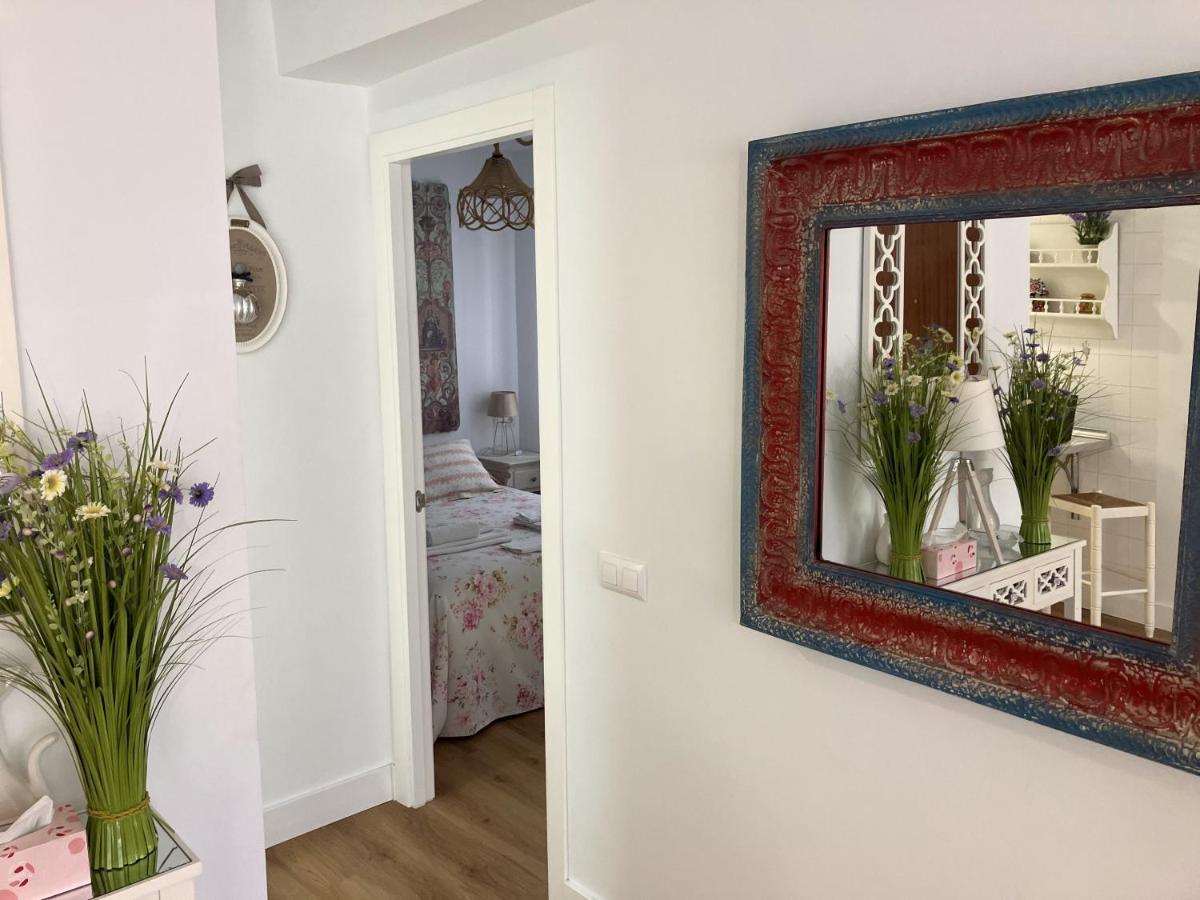 Moderno Apartamento En Casco Historico Sevilla Eksteriør billede